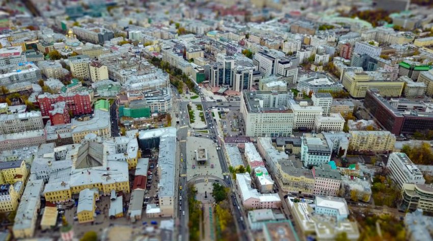 «Да, да! Прямо все лезут в Москву, будто она резиновая!» - «Новости рынка недвижимости»