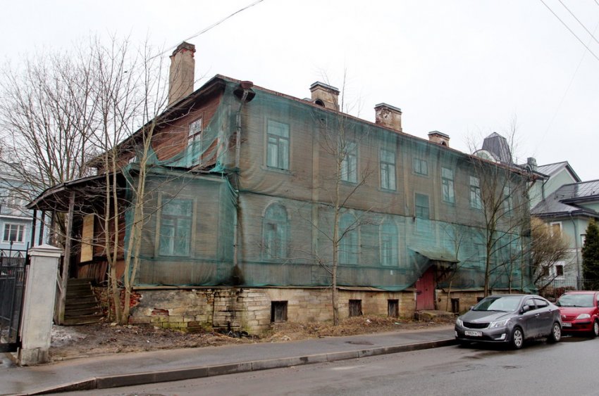 Старинное деревянное здание на Малой улице в Пушкине снесут - «Свежие новости строительства»