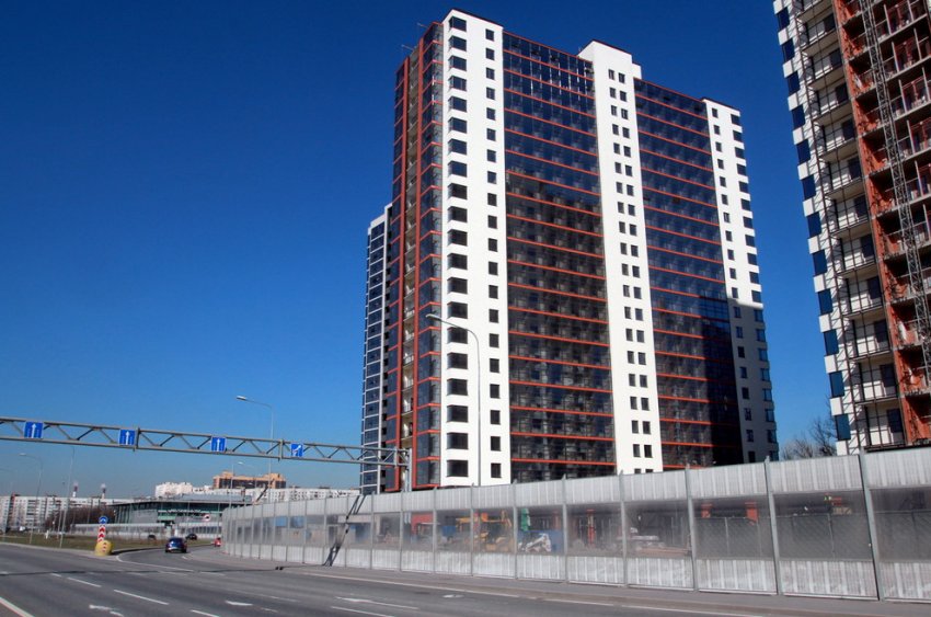 На Дунайском проспекте сдали очередную коробку апарт-комплекса - «Свежие новости строительства»