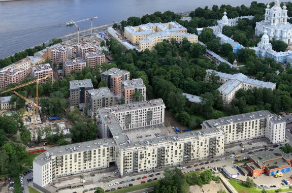 Сданы три корпуса жилого комплекса «Смольный парк» на Орловской - «Свежие новости строительства»