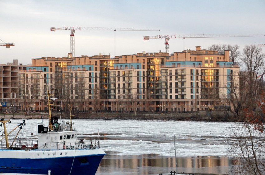 На берегу Малой Невы на Петровском острове построили жилой дом - «Свежие новости строительства»