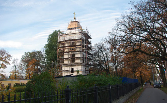 На Приморском проспекте завершается строительство колокольни - «Свежие новости строительства»