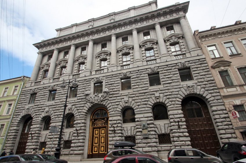Здание банка на Большой Морской улице отремонтировали под офис - «Свежие новости строительства»
