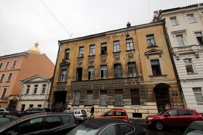 В Дмитровском переулке капитально отремонтировали расселенный дом - «Свежие новости строительства»