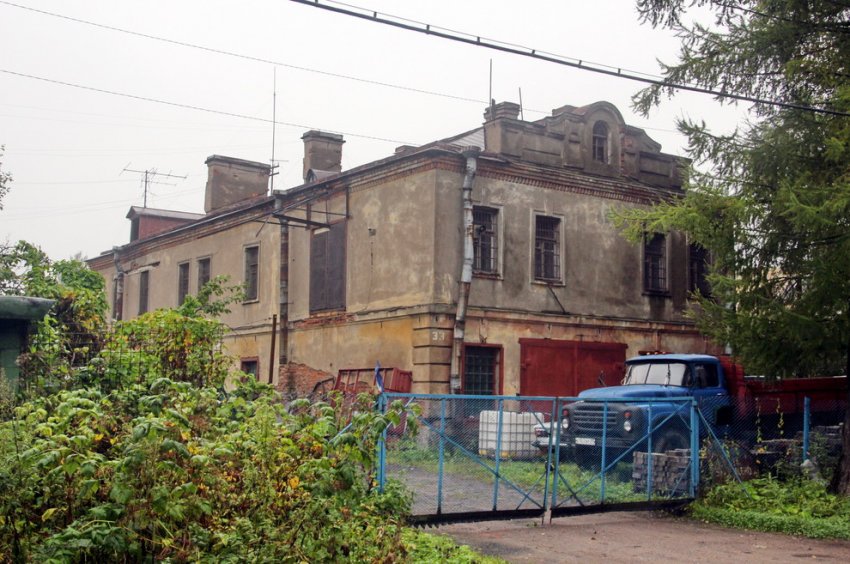 В Усть-Славянке снесли кирпичное дореволюционное здание - «Свежие новости строительства»