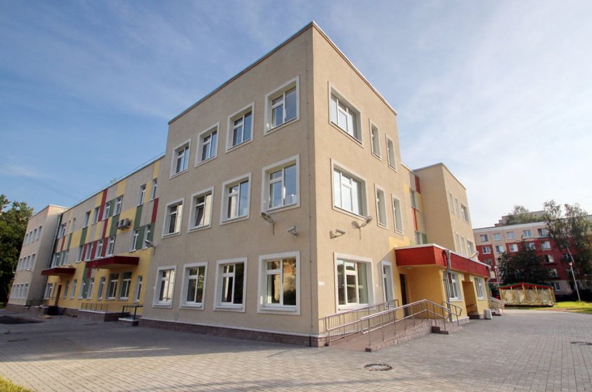 Двор на проспекте Стачек уплотнили детским садом - «Свежие новости строительства»