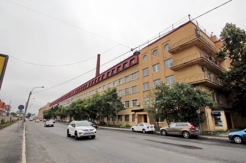 Офисному зданию на Уральской, 19, надстроили мансарду - «Свежие новости строительства»