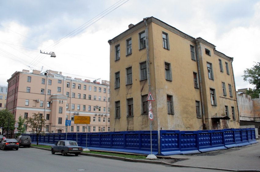 На улице Профессора Ивашенцова достроили семиэтажную гостиницу - «Свежие новости строительства»