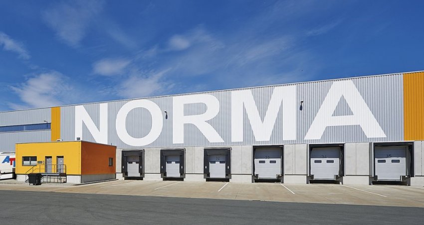 Промышленные ворота Hörmann SPU 67: Улучшенная на 55% теплоизоляция сокращает потери энергии на производственных объектах - «Строительные Материалы»