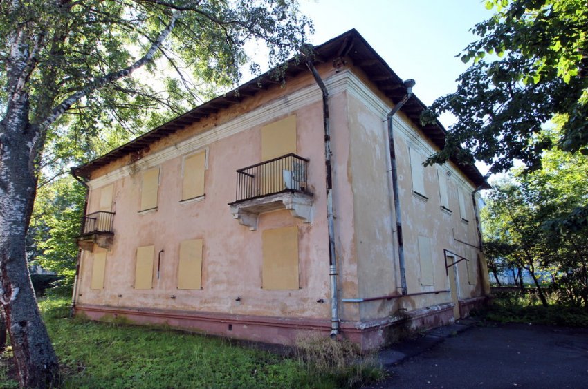 В Ломоносове на месте «сталинки» на Михайловской что-то строят - «Свежие новости строительства»