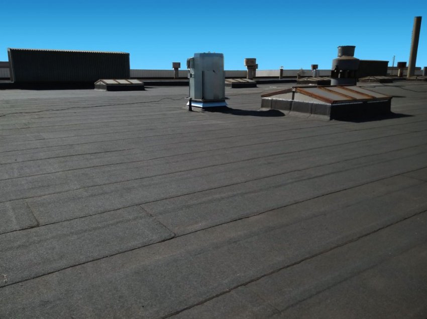 ВНИИПО МЧС дал высокую оценку кровельным системам ТЕХНОНИКОЛЬ с рулонной битумно-полимерной кровлей - «Технологии строительства»