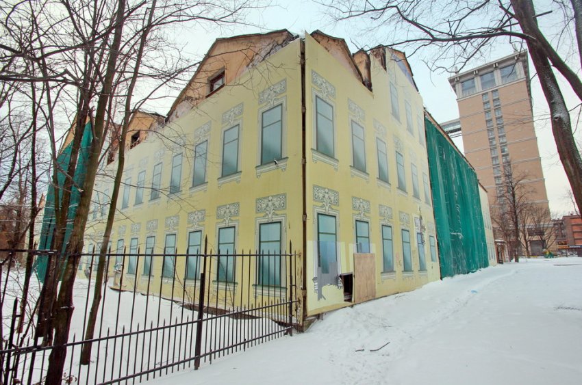 Заброшенные здания Покровской больницы не спешат реконструировать - «Свежие новости строительства»