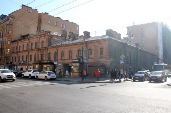 Дом на углу Чайковского и Чернышевского пошел трещинами - «Свежие новости строительства»