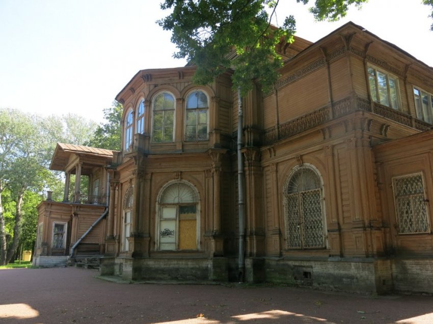 Старинную дачу Громова в Лопухинском саду собираются подлатать - «Свежие новости строительства»