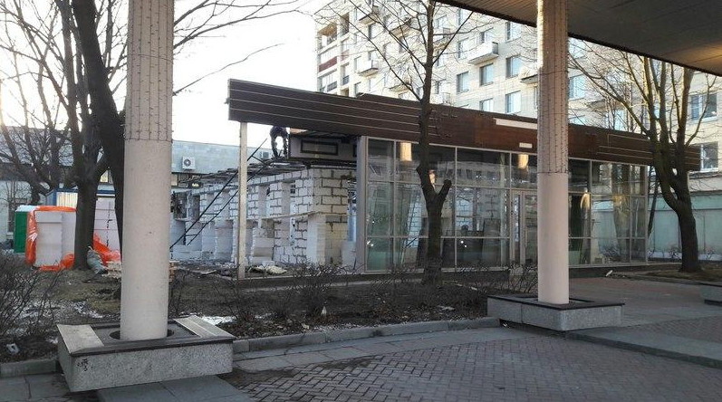 У площади Победы ресторан строят заново после февральского пожара - «Свежие новости строительства»