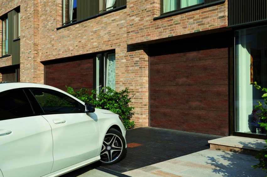 Особенности монтажа дверей и ворот: как подготовиться и что важно знать - «Технологии строительства»