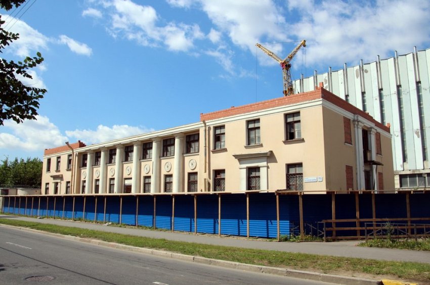 Гостиница в здании медсанчасти на Большом Смоленском проспекте сдана - «Свежие новости строительства»