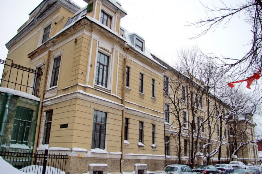 Завершается реконструкция дома-памятника на Оренбургской улице - «Свежие новости строительства»