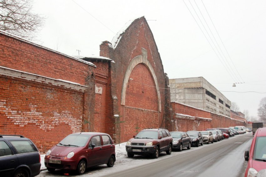 На Заставской улице сдали жилой дом, перед которым построят стену - «Свежие новости строительства»
