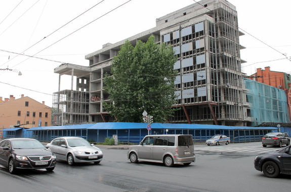 На 17-й линии Васильевского доделан долгострой бизнес-центра - «Свежие новости строительства»