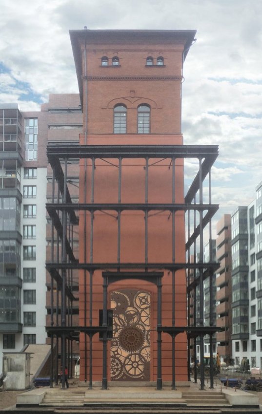 Водонапорная башня на Пискаревском пока останется декоративной - «Свежие новости строительства»