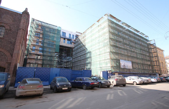 Жилой дом на месте гаража Крюммеля в Ковенском достроили - «Свежие новости строительства»