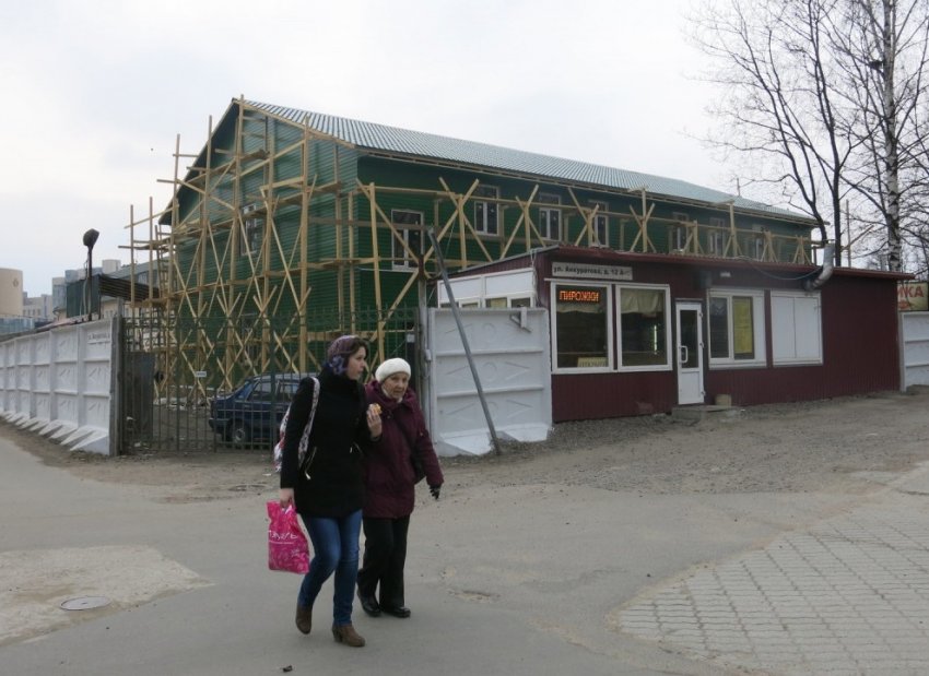 На улице Аккуратова восстановили после пожара деревянное здание - «Свежие новости строительства»