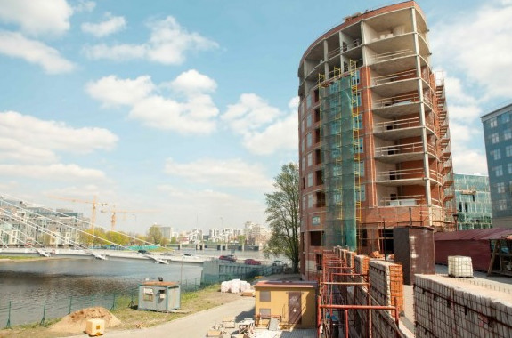 «Лодочку» «Премьер-паласа» на Малой Невке скоро введут в строй - «Свежие новости строительства»