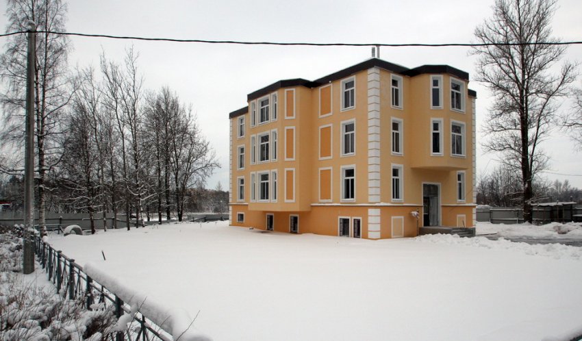 «Дому искусств» на Павловском шоссе в Пушкине приделали кровлю - «Свежие новости строительства»