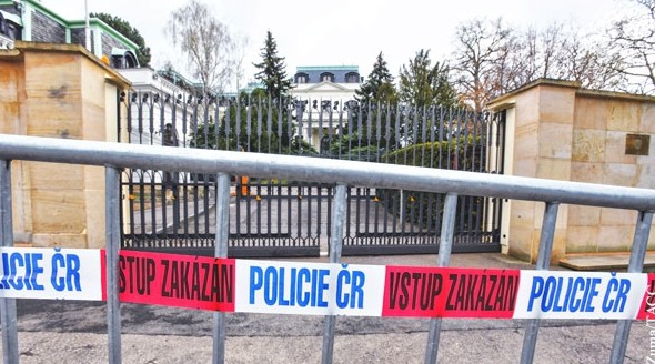 Власти Праги потребовали отнять у России часть территории посольства - «Недвижимость»