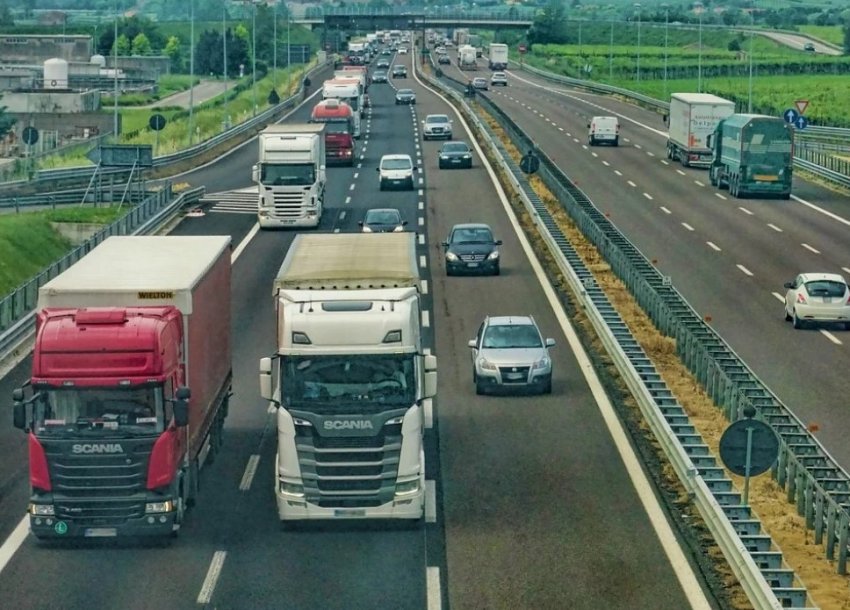 Проехал с перегрузом - заплати: какую дорожную политику реализуют власти в Иркутской области - «Строим Дороги»