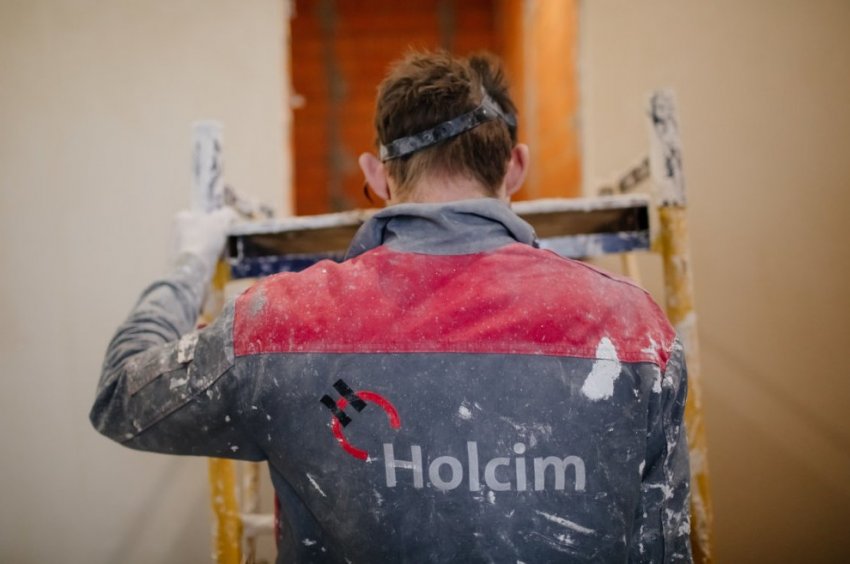 Сухие смеси бренда Holcim: оптимальное решение для машинного нанесения - «Строительные Материалы»