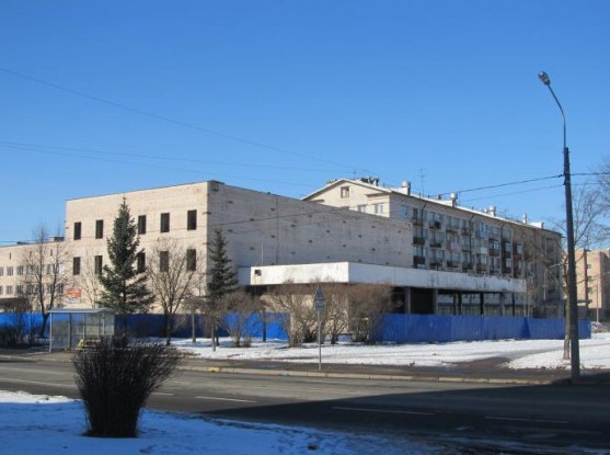 Кинотеатр «Экран» в Красном Селе снесли под стройку универмага - «Свежие новости строительства»