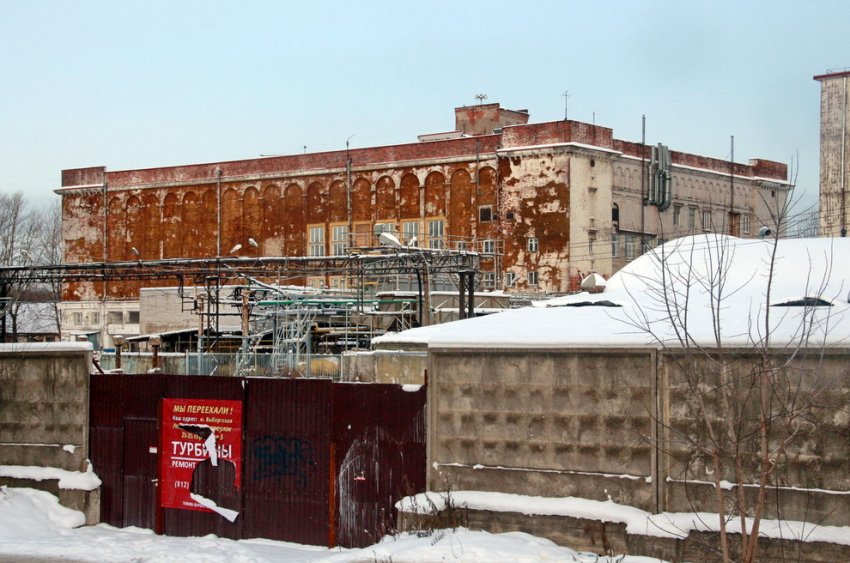 На Полюстровском приступили к сносу довоенного здания холодильника - «Свежие новости строительства»