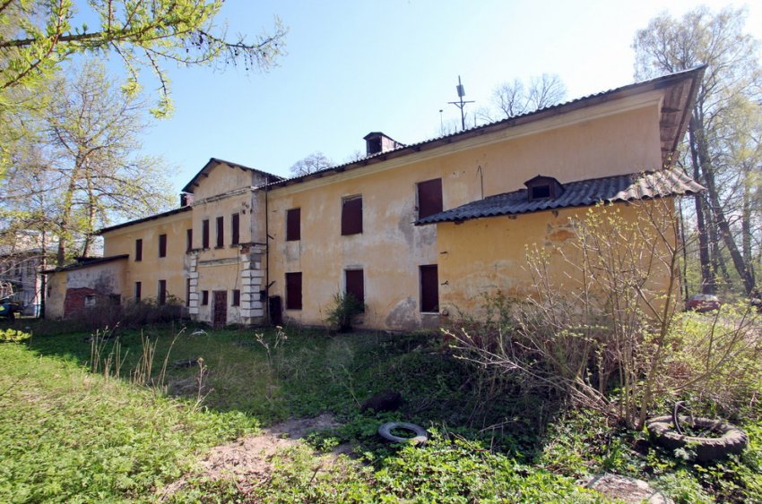 В Кронштадтской Колонии отремонтировали заброшенную «сталинку» - «Свежие новости строительства»
