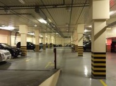 Цена машино-места в Москве сравнялась со стоимостью квартиры бизнес-класса - «Аналитика рынка»