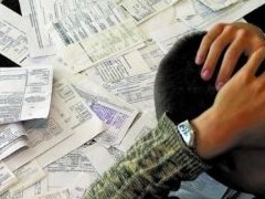 Долги продавца квартиры по ЖКХ могут передать покупателям: озвучены суммы - «Дайджест»