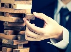 Квартира с неизвестными. При покупке квартир появился новый юридический риск - «Дайджест»