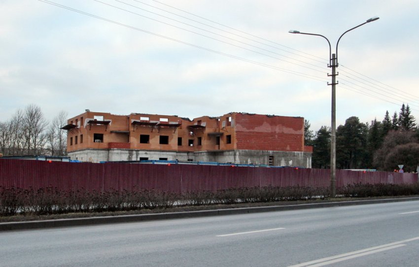 Достраивать снесенный жилой дом в Сестрорецке пока не будут - «Свежие новости строительства»