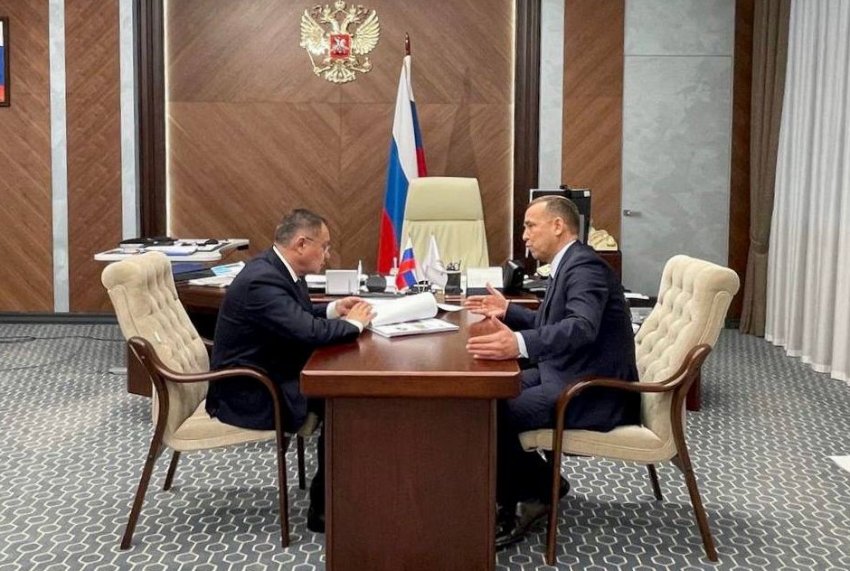 Ирек Файзуллин провел рабочую встречу с губернатором Курганской области Вадимом Шумковым - «Свежие новости строительства»
