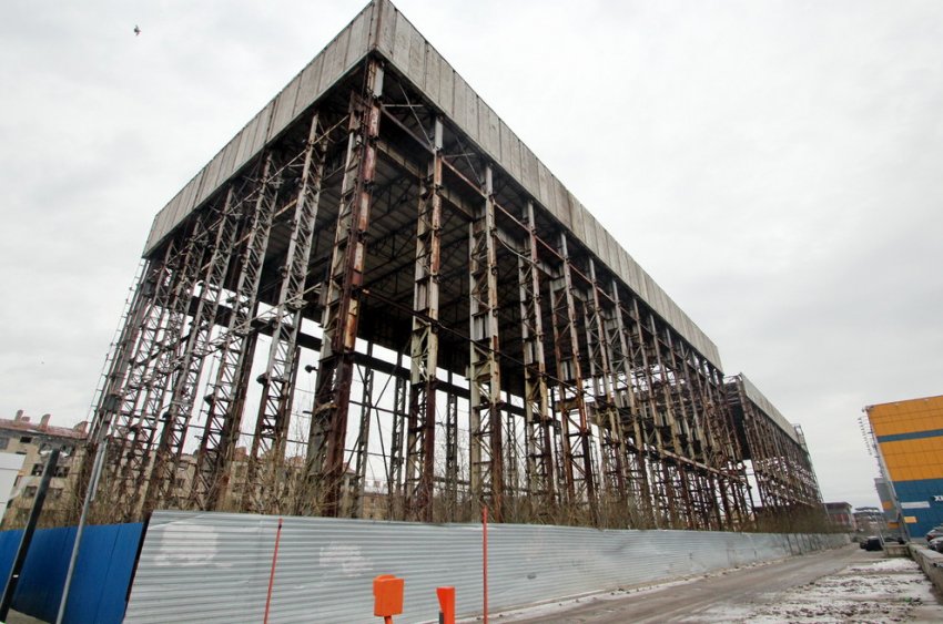 На Обводном канале завершился снос цеха завода подъемного оборудования - «Свежие новости строительства»