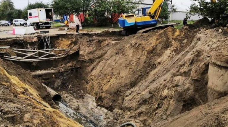 На ремонт канализационного коллектора в Россоши потратят до 21 млн рублей - «Свежие новости строительства»