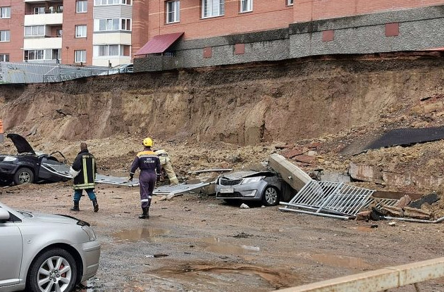 Подпорную стену в красноярском Солнечном планируют восстановить до зимы - «Свежие новости строительства»