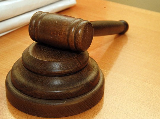 В России впервые продали единственную квартиру должника: это только начало - «Недвижимость»