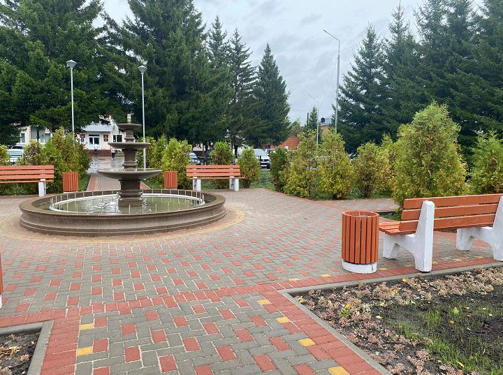 В Томской области благоустроили общественные пространства в рамках реализации проекта «Формирование комфортной городской среды» - «Свежие новости строительства»