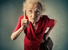 Внучка уже готовилась получить наследство отца, но бабушка нашла способ, как лишить ее квартиры - «Дайджест»