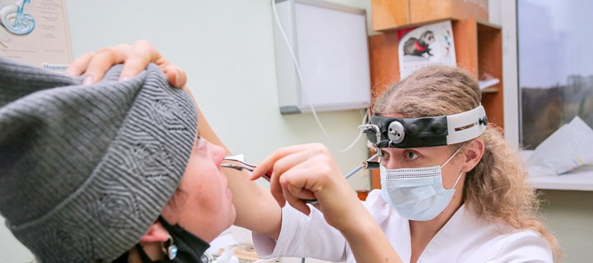 Как правильно лечить насморк и почему антибиотики могут быть очень опасны? Спросили у врача-оториноларинголога - «Свежие новости строительства»