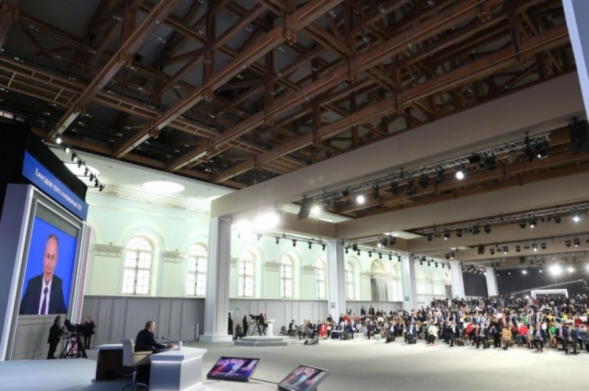 Путин оценил развитие программы выделения участков для многодетных семей - «Недвижимость»