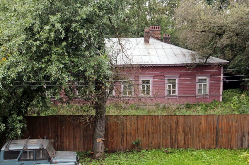 Старинный деревянный дом на Фарфоровском посту готовят к сносу - «Свежие новости строительства»