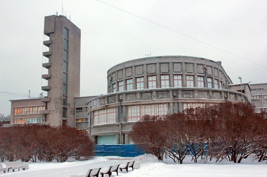 Власти хотят восстановить зал заседаний на проспекте Стачек - «Свежие новости строительства»